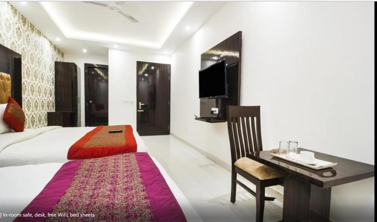 Hotel Iconic Near Delhi Igi International Airport Neu-Delhi Exterior foto