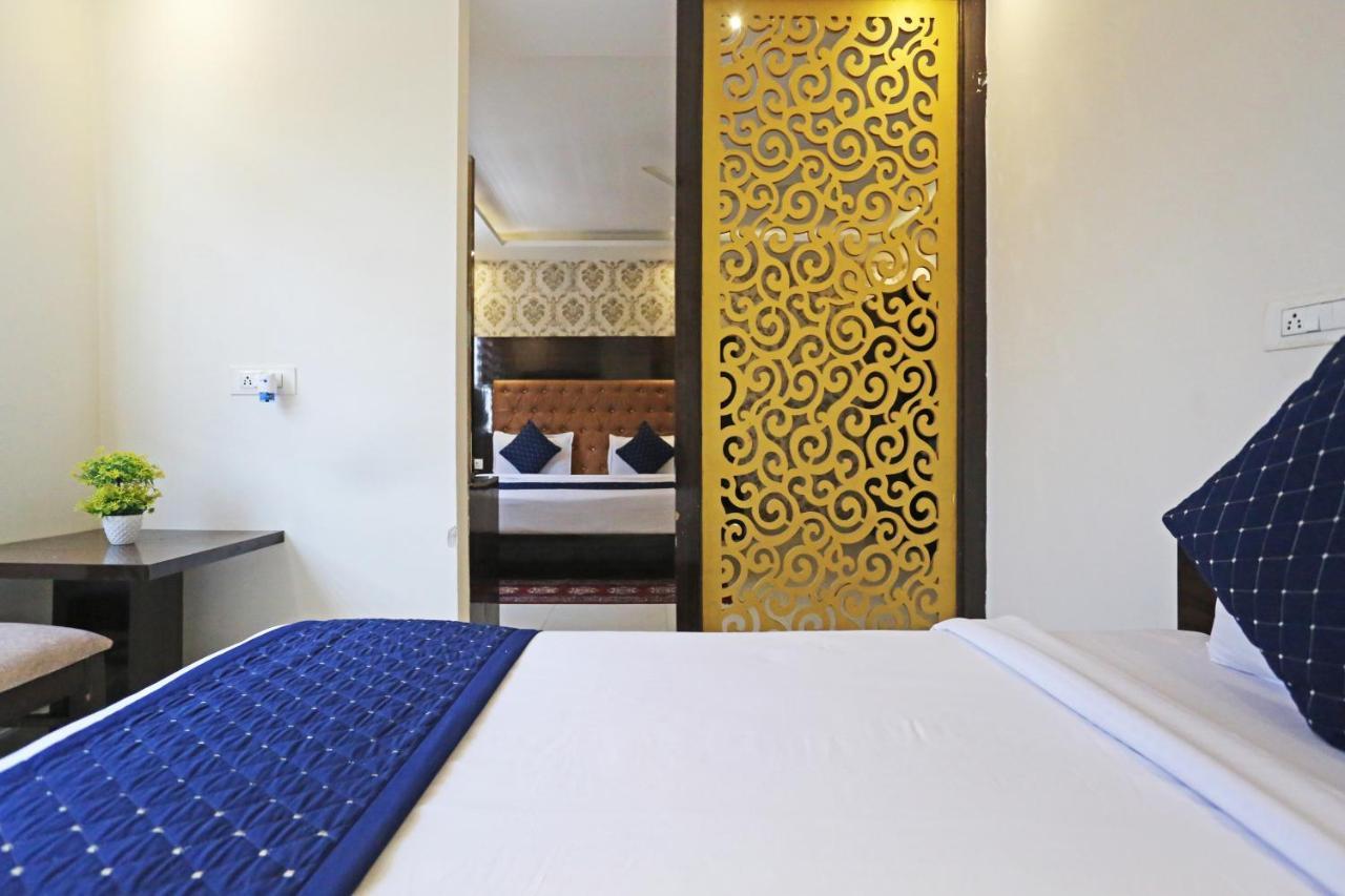 Hotel Iconic Near Delhi Igi International Airport Neu-Delhi Exterior foto