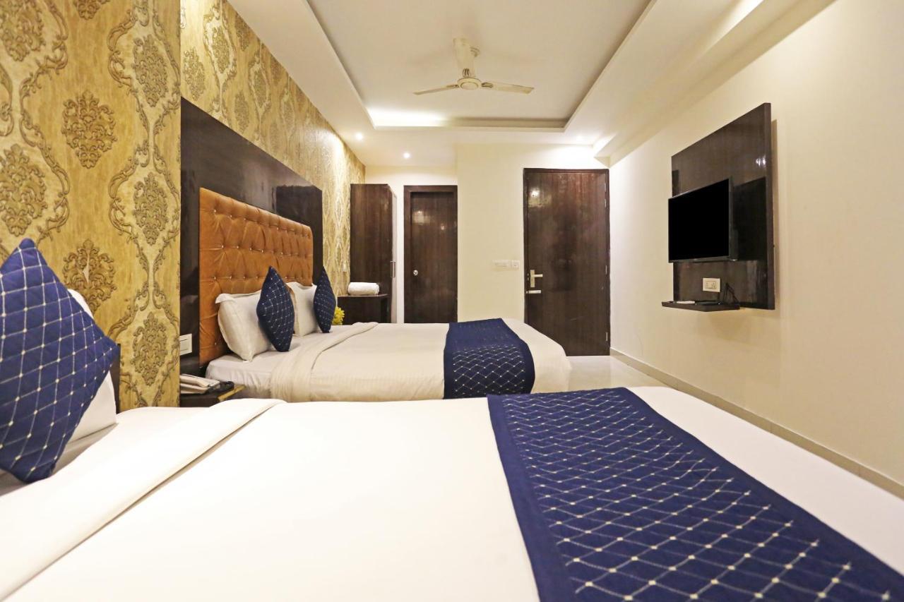 Hotel Iconic Near Delhi Igi International Airport Neu-Delhi Exterior foto