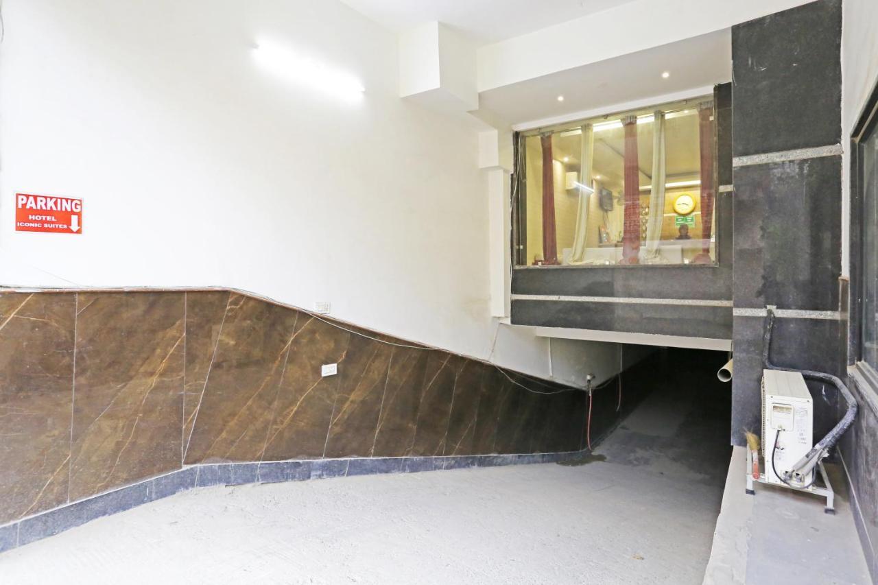 Hotel Iconic Near Delhi Igi International Airport Neu-Delhi Exterior foto