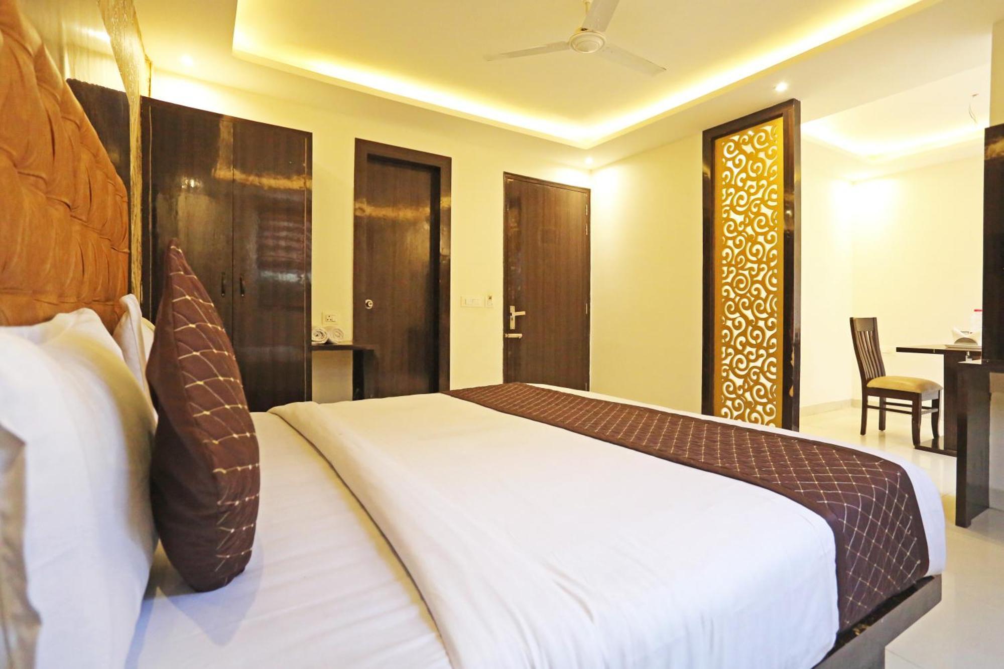 Hotel Iconic Near Delhi Igi International Airport Neu-Delhi Exterior foto